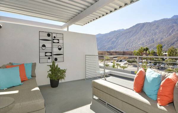 Çatı Katı Balkon Dekorasyonu Nasıl Yapılır?